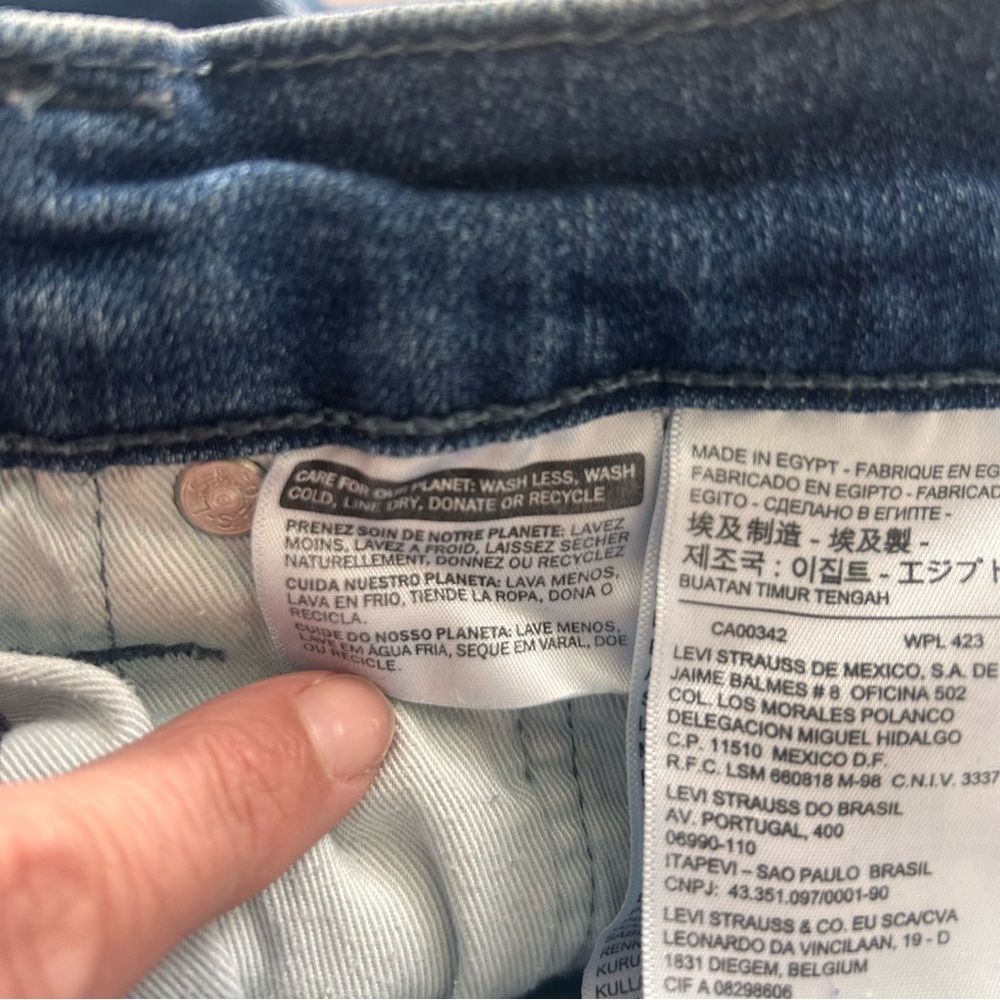 Levi's 513™ Slim Straight jeans. - Picture 10 of 15